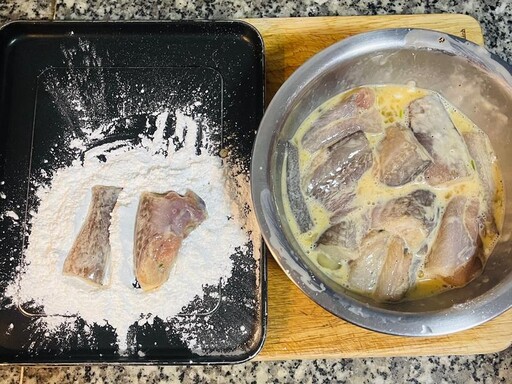 外酥內軟！椒鹽豆腐魚