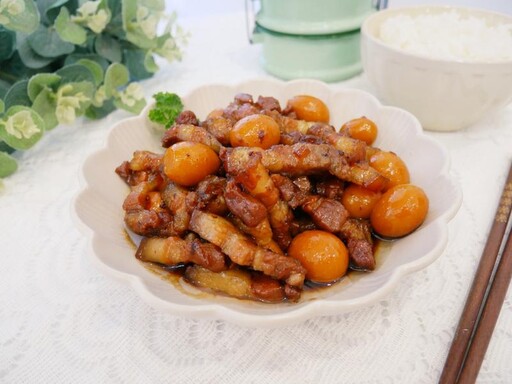 簡單做「手切滷肉飯」白飯煮多點！！
