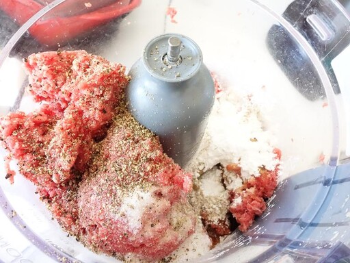 美味Q彈！手工牛肉丸