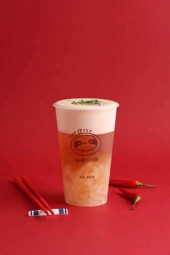 手搖大亂鬥!2025「三款話題新品」一次看:玉米粒奶茶、牛肉麵奶蓋真的不是愚人節玩笑