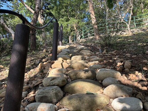 台中大甲鐵砧山桂花泉登山步道邀你體驗