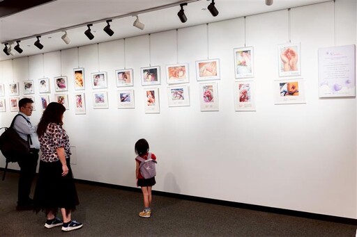 台灣早產兒基金會攝影展 「尋『早』幸福微小時刻