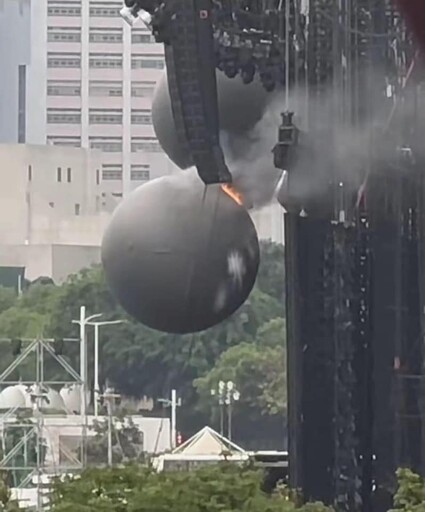 【更新】五月天香港演唱會遇暴雨、失火、遭竊 歌迷幫點光明燈