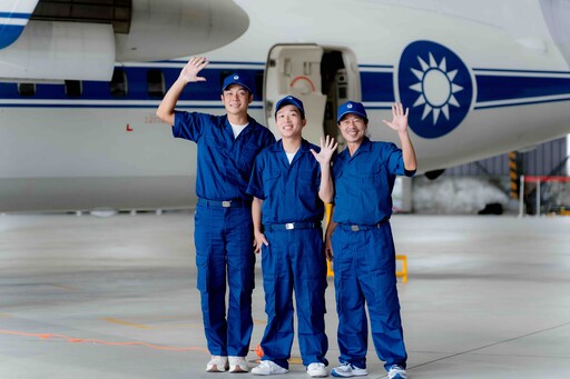 《嗨！營業中》新任務前進空軍松指部 不只煮營養午餐還要洗飛機