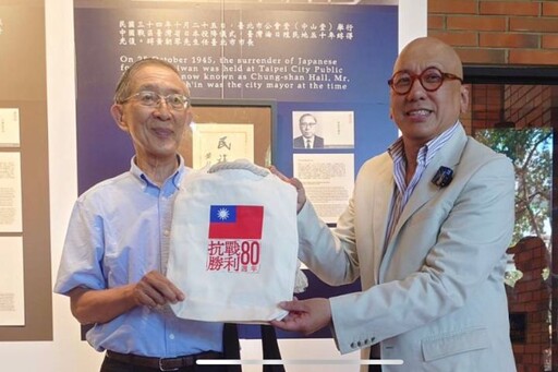 見證大時代的艱辛與榮耀 退休外交官組團參觀抗戰勝利及光復台灣文物特展