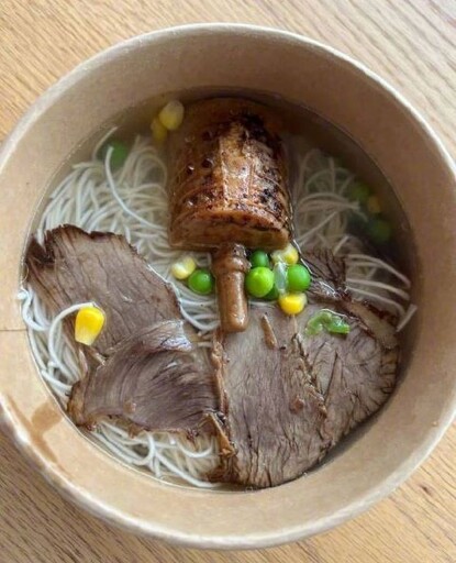 湖北省博物館「越王勾踐劍飯」造型吸睛 口味爭議
