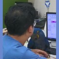 住院的鸚鵡「黏上」主治醫生 動物也有「分離焦慮症」
