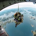 俄羅斯傘兵低空跳傘戰力獨步全球 共軍長期取經