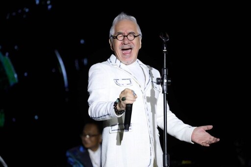 81歲孫情連唱3場創紀錄 105歲鐵粉到場見證歷史