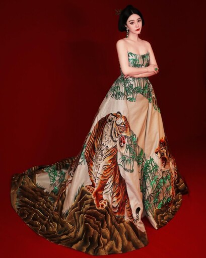 范冰冰坎城影展「猛虎下山」禮袍 獲CNN評選年度全球10大名人造型