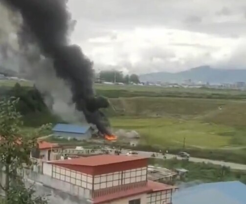 恐怖空難！尼泊爾客機墜毀機上19人「僅機師倖存」