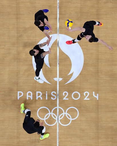 巴黎奧運／男舞者動作太大！「半組蛋蛋」掉出來全球看光