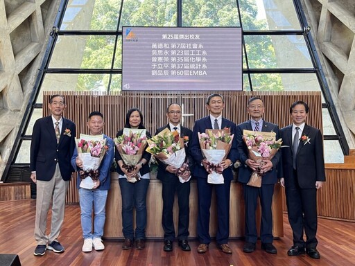 東海大學力聘這「兩大咖」當講座教授 估學生搶課人數爆滿