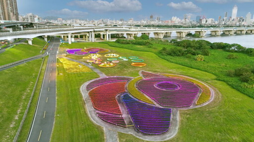 三重鴨鴨公園「花繪三重奏」 10萬盆花海與光雕夢幻登場