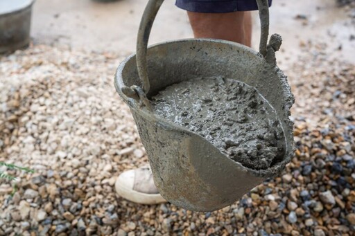 新莊「水泥造塚」封屍案 凶宅半價出售給鄰居！現狀曝光了