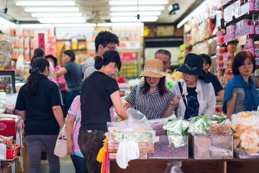 發現迪化街年貨大街上超好拍的景點：創世紀工藝之美的奇遇