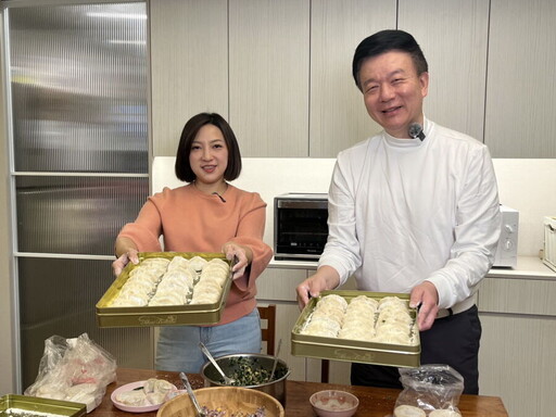 過年吃元寶！陳乃瑜、于北辰PK包餃子 北桃議員互別苗頭