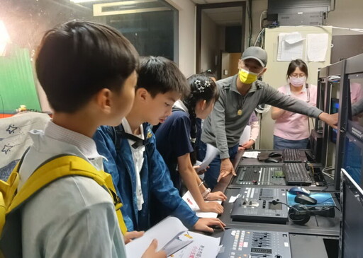 蔡健棠力推口語表達小小主播營 新莊學童成功挑戰無稿播報