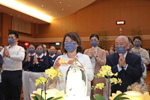 慈濟浴佛大典活動 嘉義市長黃敏惠浴佛祈福