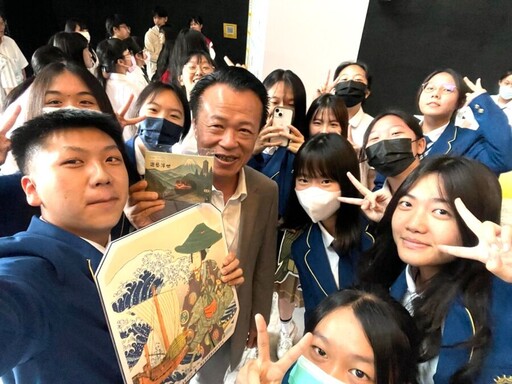 嘉科實中參與故宮南院「江戶浮世之美」特展 展現數位藝術創作力