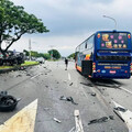 北市撫遠街車禍釀母子雙亡 轎車高速偏撞遊覽車釀悲劇