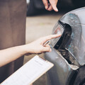 男子台中翻車昏迷！疑太累釀禍警消急救 送醫仍意識不清