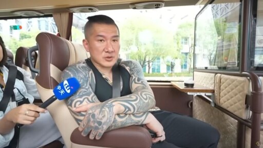 館長中國直播收「百萬斗內」！真相曝光鄉民全笑了
