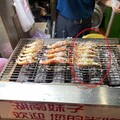 六合夜市「烤蝦 6 隻」賣500元 她怒轟：比高檔餐廳還貴