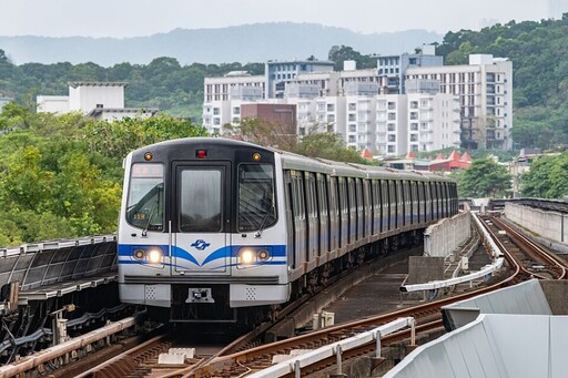 新北捷運徵才開缺 AI 職 「零經驗可投」起薪上看 7 萬 5 千元