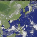 午後天氣劇變！冷心低壓來襲 氣象署：需慎防雷雨與冰雹