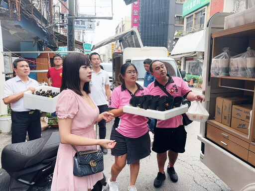 網紅柯莉絲汀一日募集千份餐點 力挺救災英雄