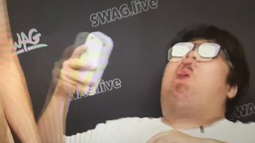 統神SWAG脱了「2女優愛撫」仍無感！握男優下面當場吐了 影片曝光
