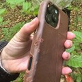 這支iPhone神耐摔！從飛機上掉落後「螢幕零裂痕」正常運作