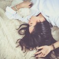 資收場董娘偷吃物流男！深情密碼「52vv」被抓包…開房變街頭格鬥