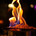 她全身著火！丈夫還狠心補刀「再淋一桶油」 法院氣炸：這種人必須處死