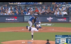 世界大賽第3戰爆誤判！主審延遲喊好壞球 藍鳥保送瞬變滿球數