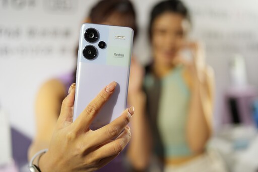 Redmi Note 13 系列來了！帶來2億像素 OIS 旗艦相機與 IP68 防塵防水與6.67″ AMOLED大螢幕。超值耳機同步登場