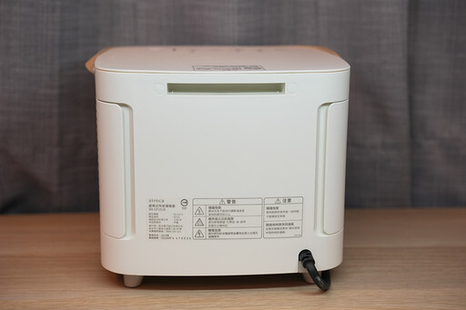 一年四季居家必備可隨時輕鬆移動！siroca SH-CF1510 感應式陶瓷電暖器開箱使用分享