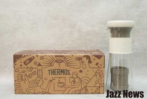 在家就能DIY輕鬆快速喝到冷萃咖啡！具真空抽吸技術萃取的 THERMOS 膳魔師「冷萃咖啡機」開箱使用分享