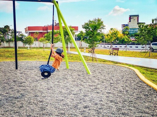 南部親子公園｜這裡沒有塑膠罐頭遊具 讓親子開心體驗玩遊戲快樂