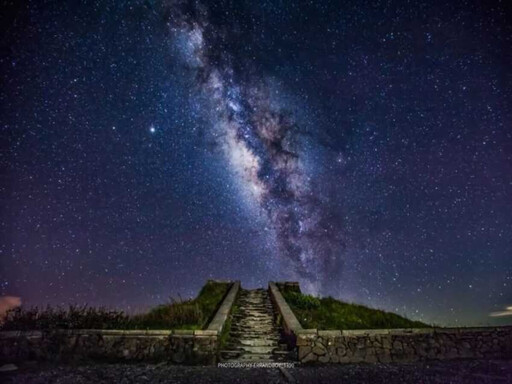 南投二日遊|南投觀星攻略入住星空山莊、搭車賞暗空銀河、打卡彩虹吊橋與陶藝秘境