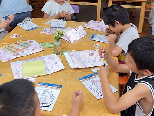 派特寵物餐廳攜手台灣聊癒創益關懷協會 為德芙蘭附幼孩童啟蒙生命教育