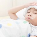 腸病毒升溫！醫師提醒：盡快打疫苗、辨識早期症狀是預防重症關鍵