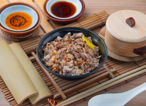 苗栗鴨香飯推薦 台南風味糖燻鴨肉飯 在地人熟門熟路老味道
