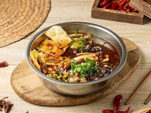 在地人激推 高雄必吃螺螄粉 每日現熬4小時湯頭 重現柳州風味