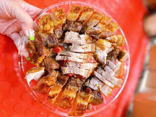 新莊越南料理推薦 餡料爆棚的越式法國麵包 新北在地人激推
