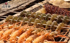 超熱門墾丁大街海鮮燒烤餐廳 現撈活蝦鮮味引爆饕客味蕾