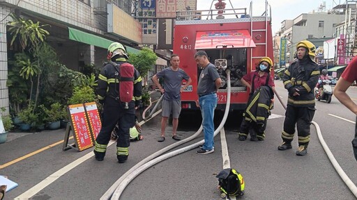 民生路上目晶晶眼鏡 民宅發生火警疑似電線走火