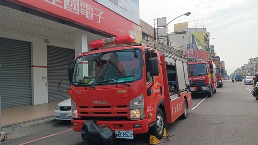 民生路上目晶晶眼鏡 民宅發生火警疑似電線走火