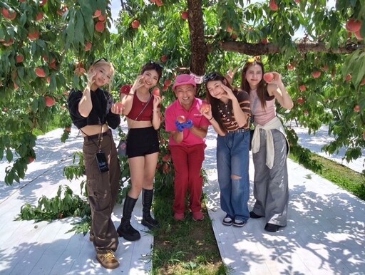 女團《SVETA》推出日文單曲，被日本封為「水蜜桃女孩」 受邀擔任「日本福島觀光交流大使」及「紅心字會心納家庭公益大使」